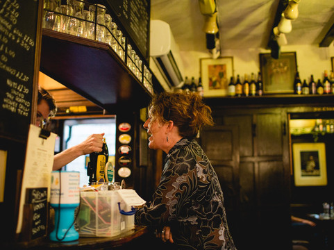 Private Tour of London's Historic Pubs-伦敦必去景点