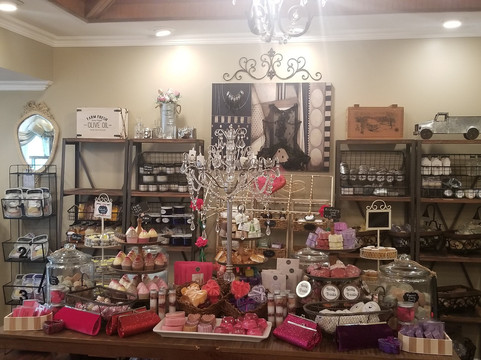 Lavish Retreat Salon & Spa-Cedar Hill必去景点