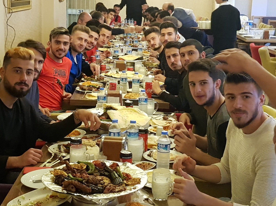 Ayas餐馆和美食-OZ Urfa Kebapcisi