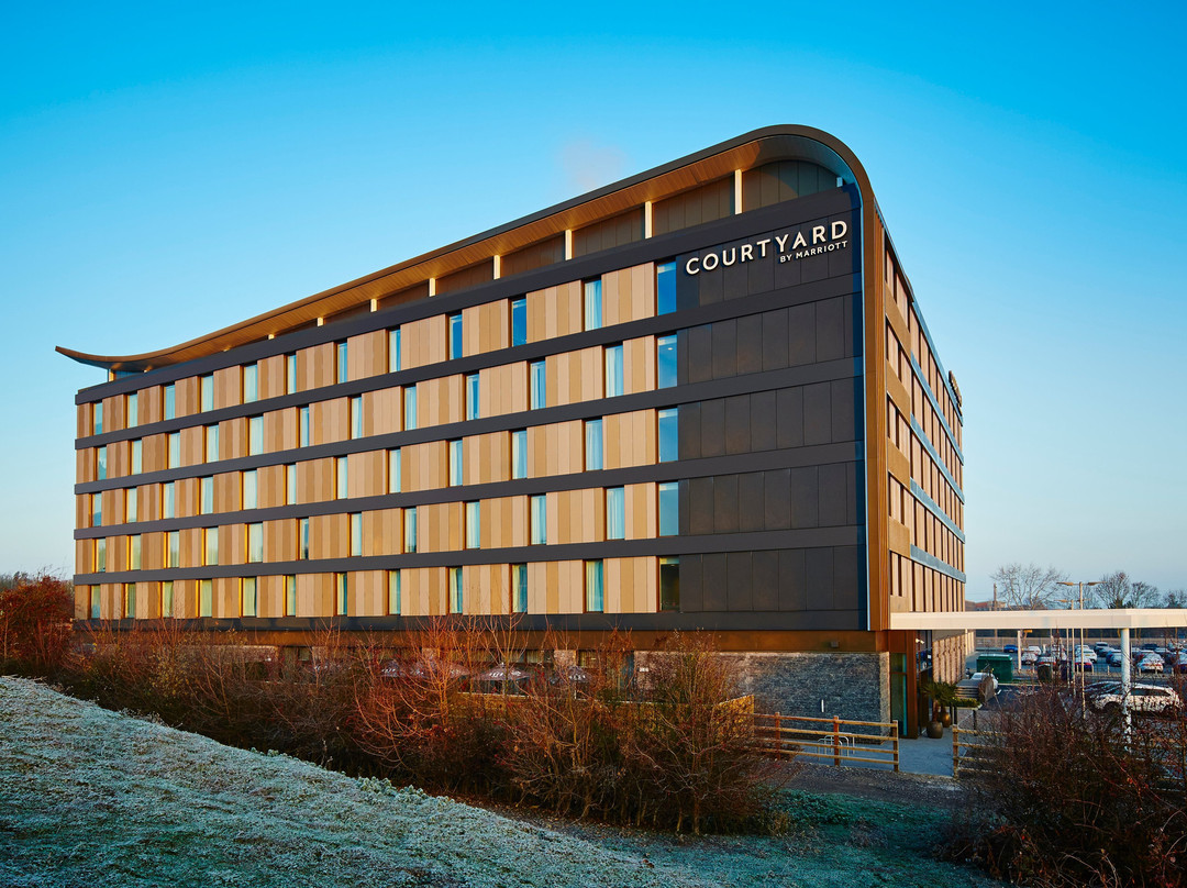 Courtyard by Marriott Oxford South主图