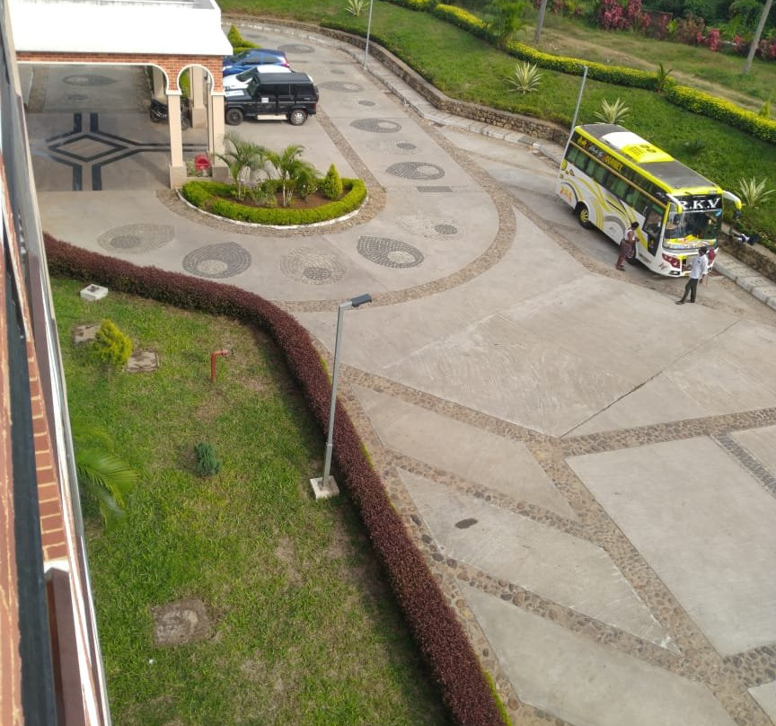 5 Falls Resort Courtallam主图