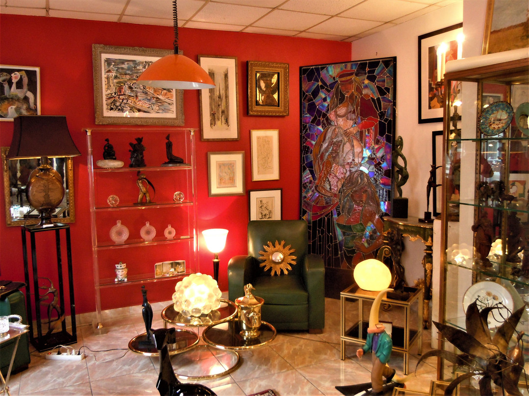 Bimier antiquites-Bondy必去景点