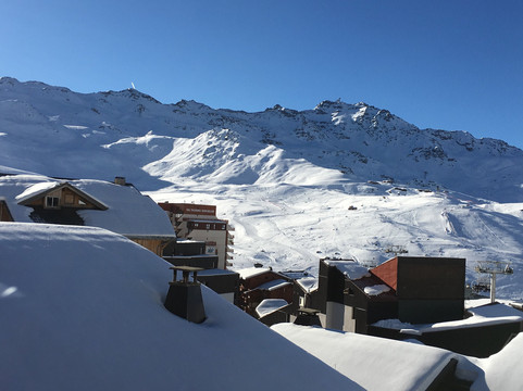 尼日普伦苏公寓式酒店主图