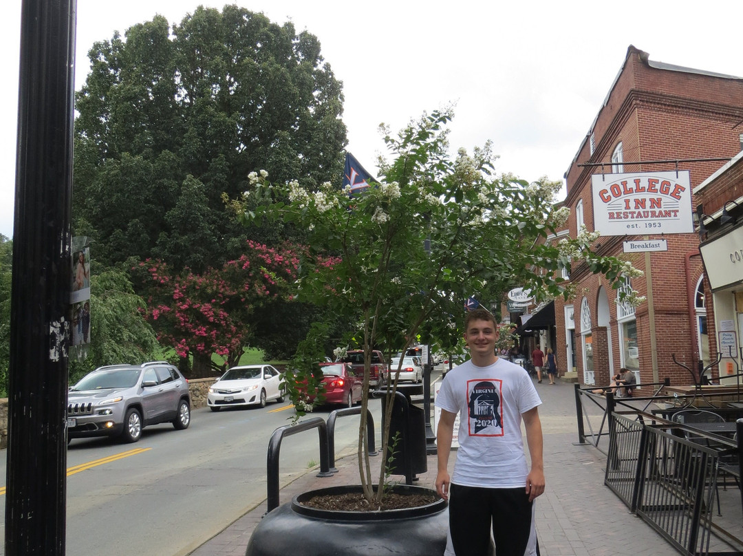 The Corner-夏洛茨维尔必去景点