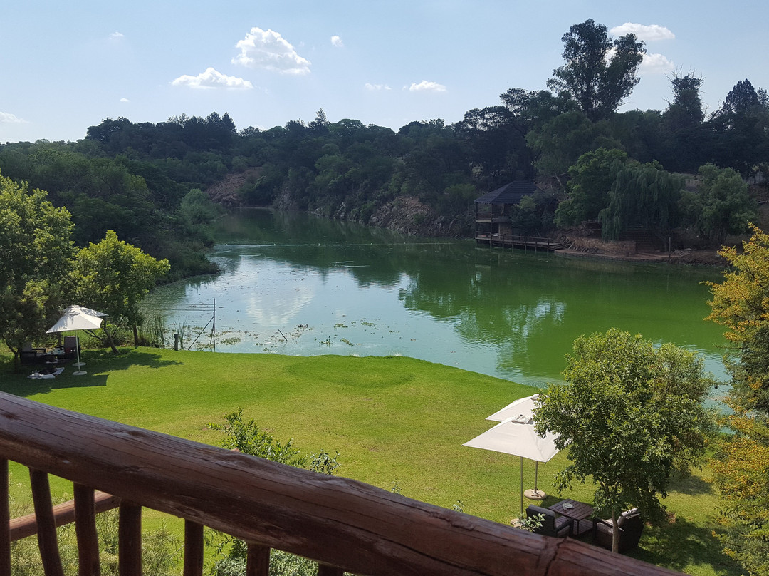 The Blades Hotel主图