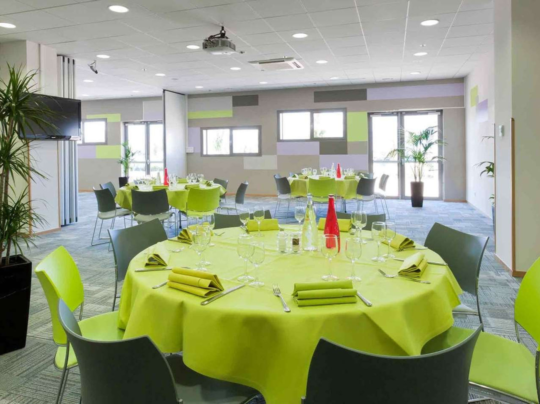 Hotel ibis Styles Saint Julien en Genevois Vitam主图