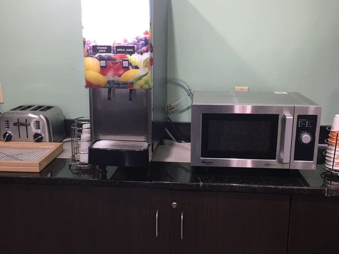 Quality Inn Akron-Fairlawn主图