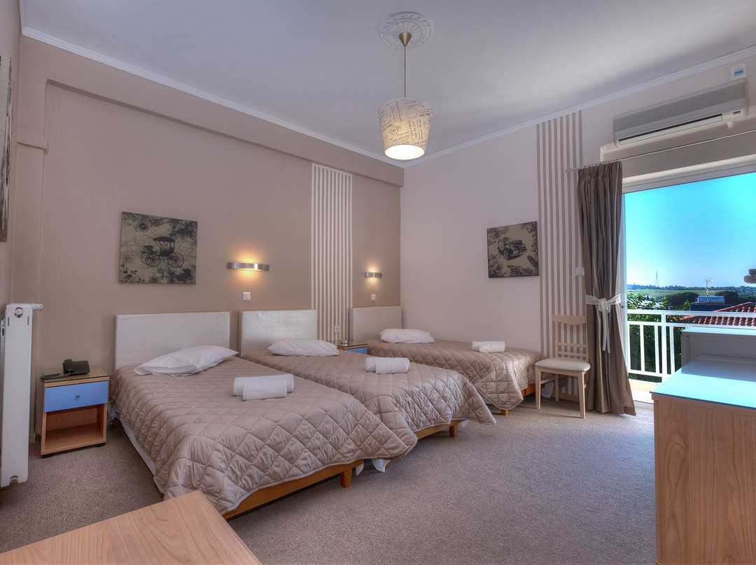 Hotel Taxiarhis主图