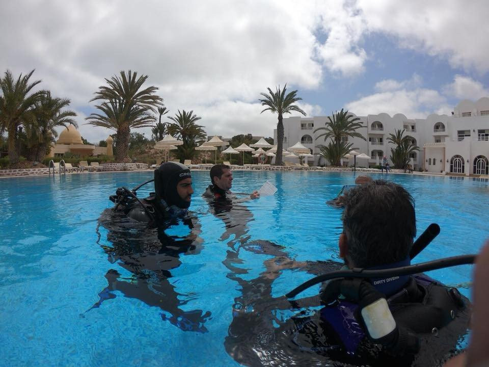 伊希斯温泉酒店主图