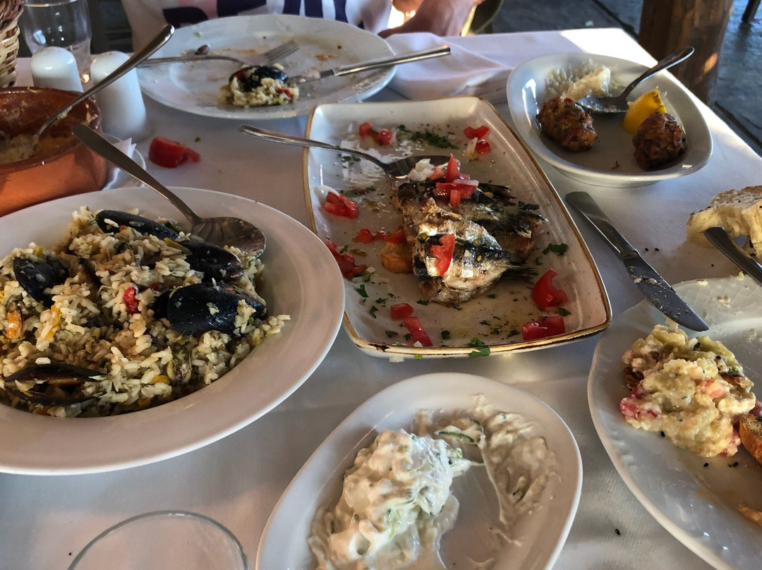 Nikitis餐馆和美食-Boukadoura