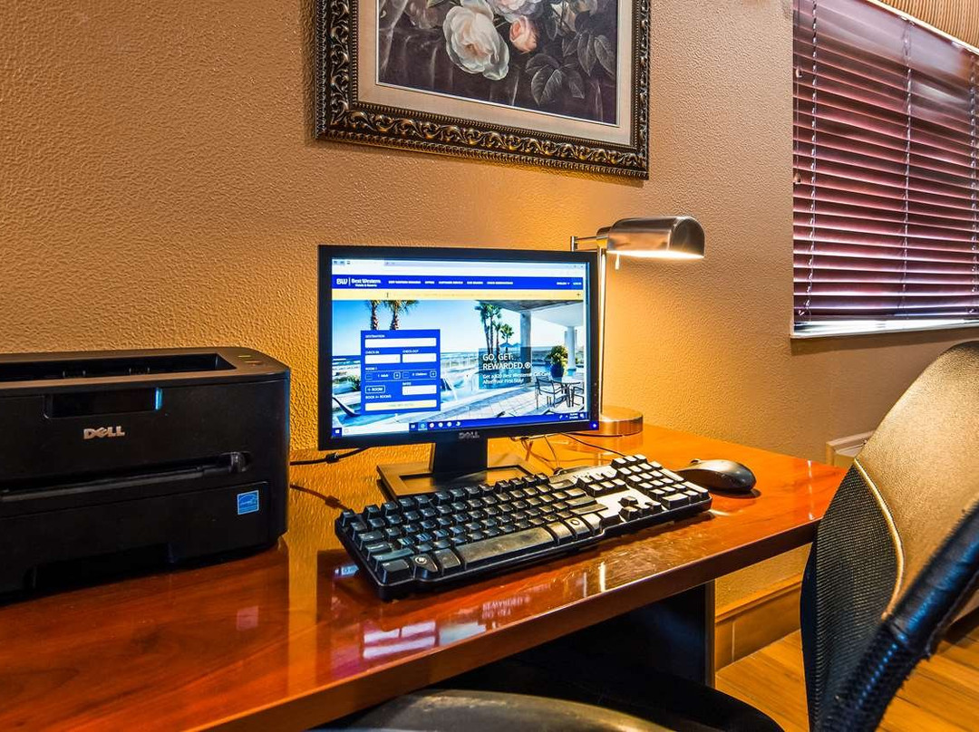 贝斯特韦斯特曼西酒店主图