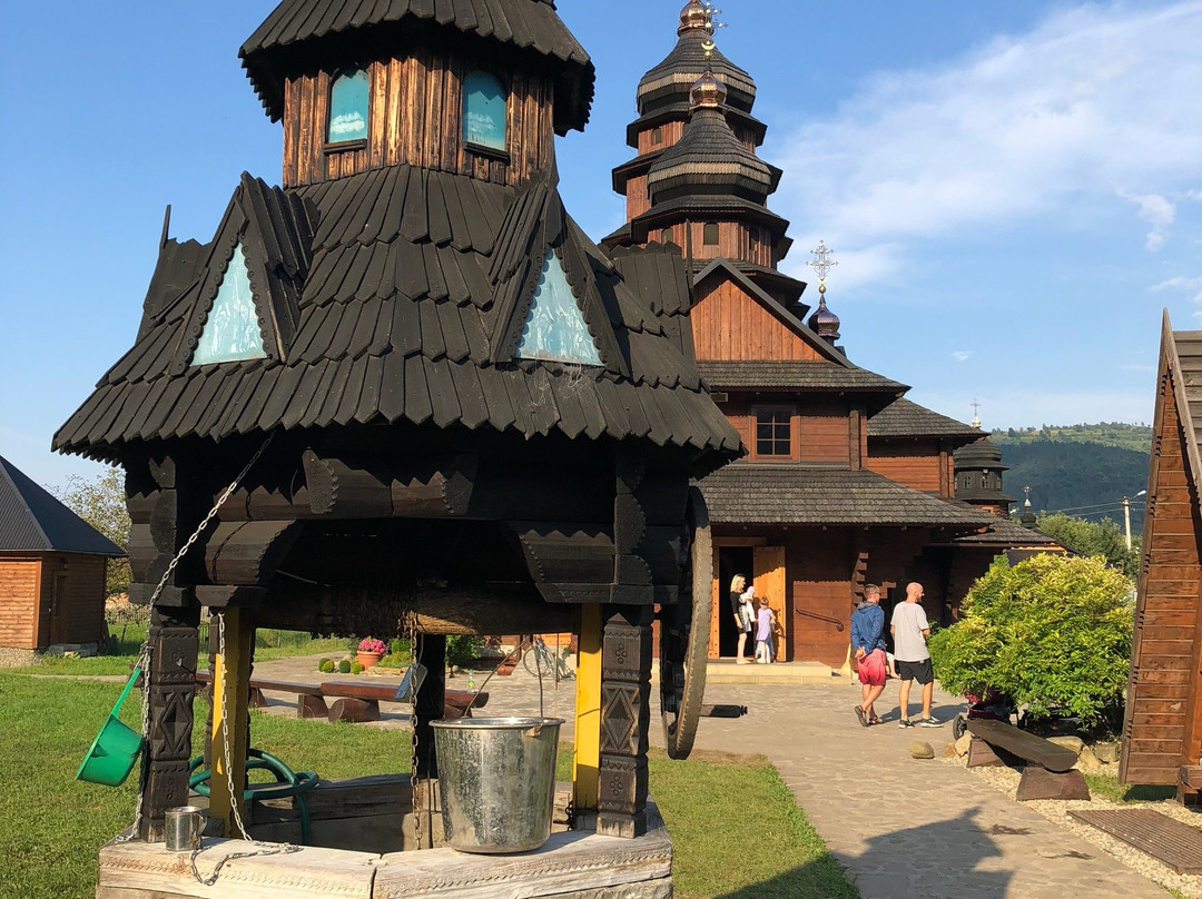 St Elias Wooden Church-Yaremche必去景点
