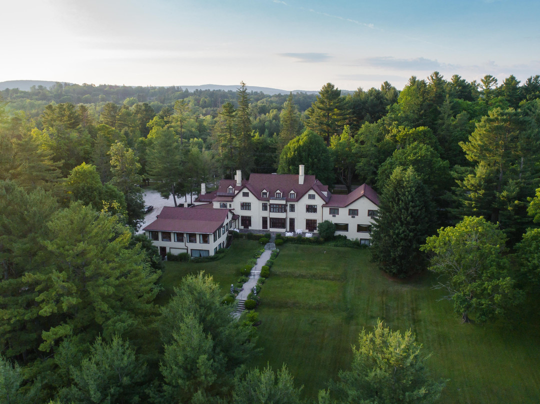 Seven Hills Inn主图