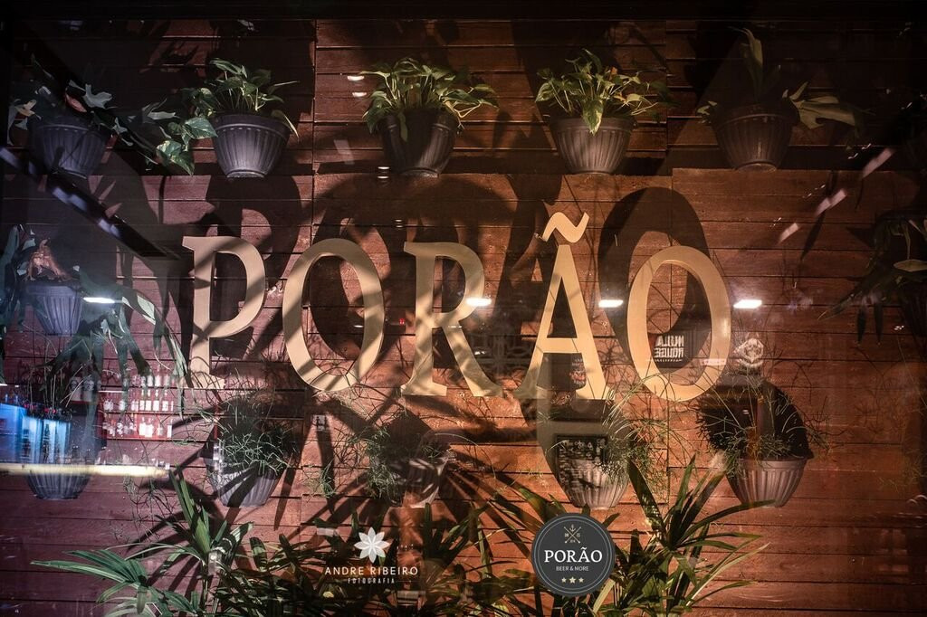 Porão Beer & More-多明戈斯-马丁斯必去景点