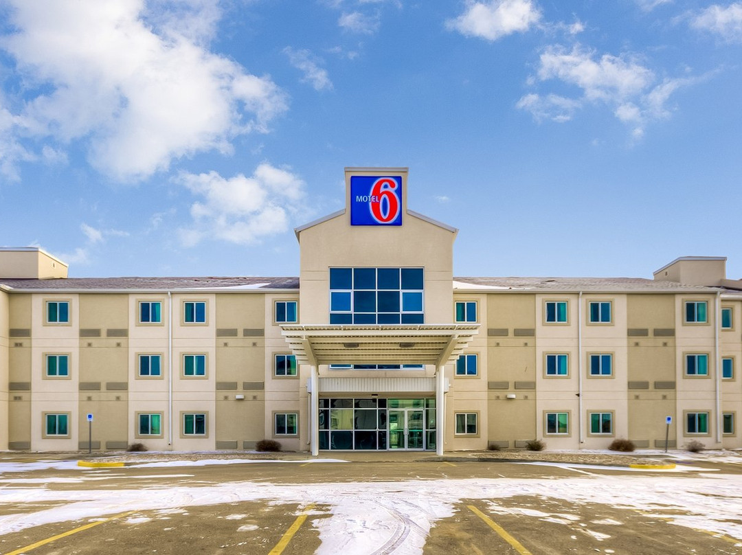 Motel 6 Estevan主图