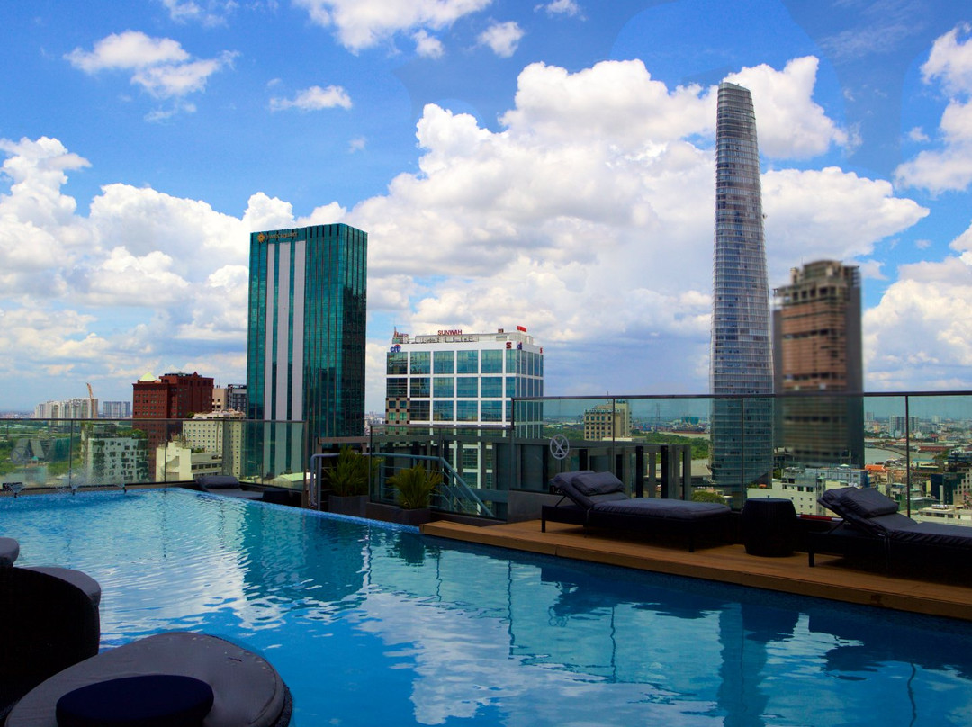 西贡城市之心自由中央酒店主图