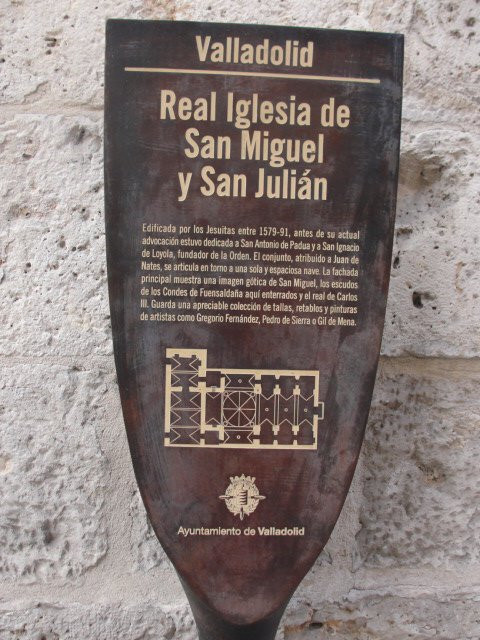 Church of San Miguel and San Julian景点图片