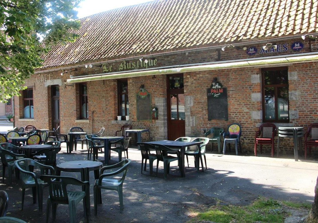 Asquillies餐馆和美食-Le Rustique