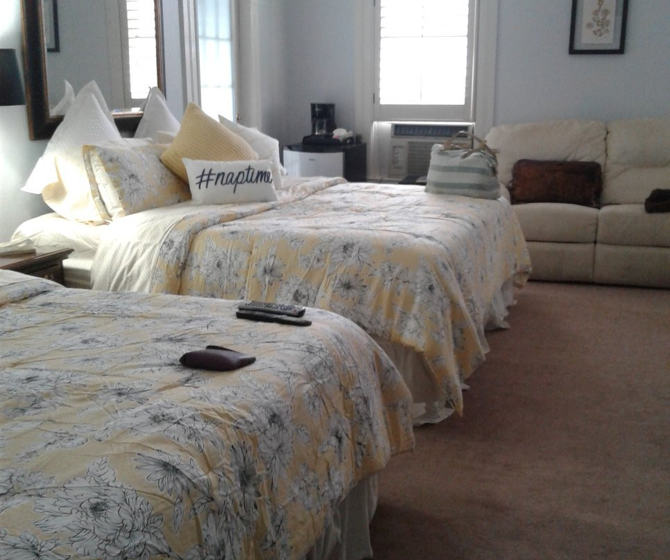 Angel's Nest Bed and Breakfast主图