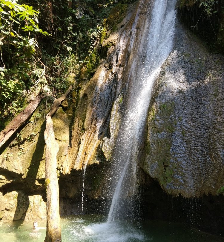 Tad Mok Waterfall-Muang Ngoi Neua必去景点