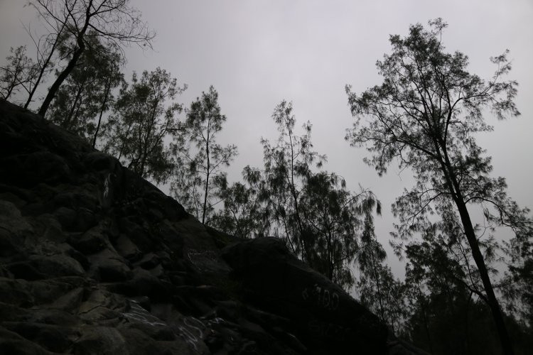 Kali Pahit Waterfall-本托沃索必去景点