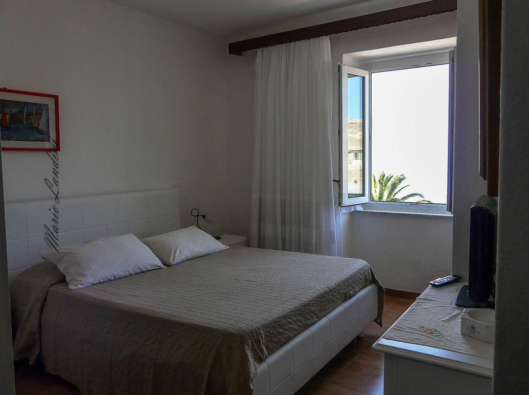 Giglio Castello酒店住宿-Bed & Breakfast Airone