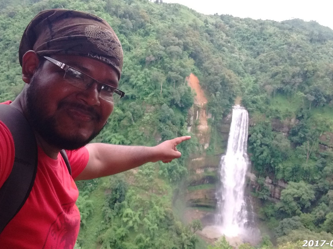 Vantawang Falls景点图片