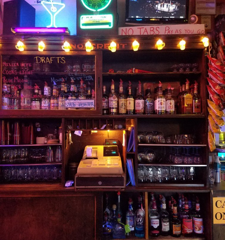 Main Street Tavern & Pizza