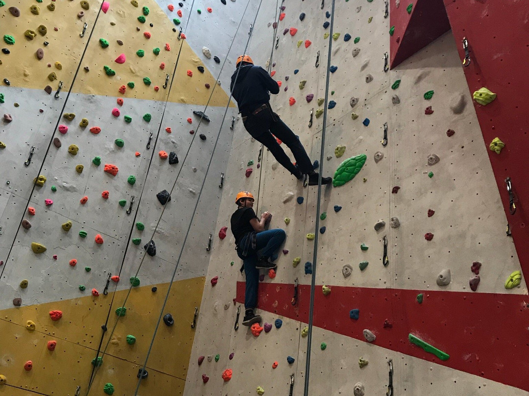 The Lock Climbing Wall景点图片