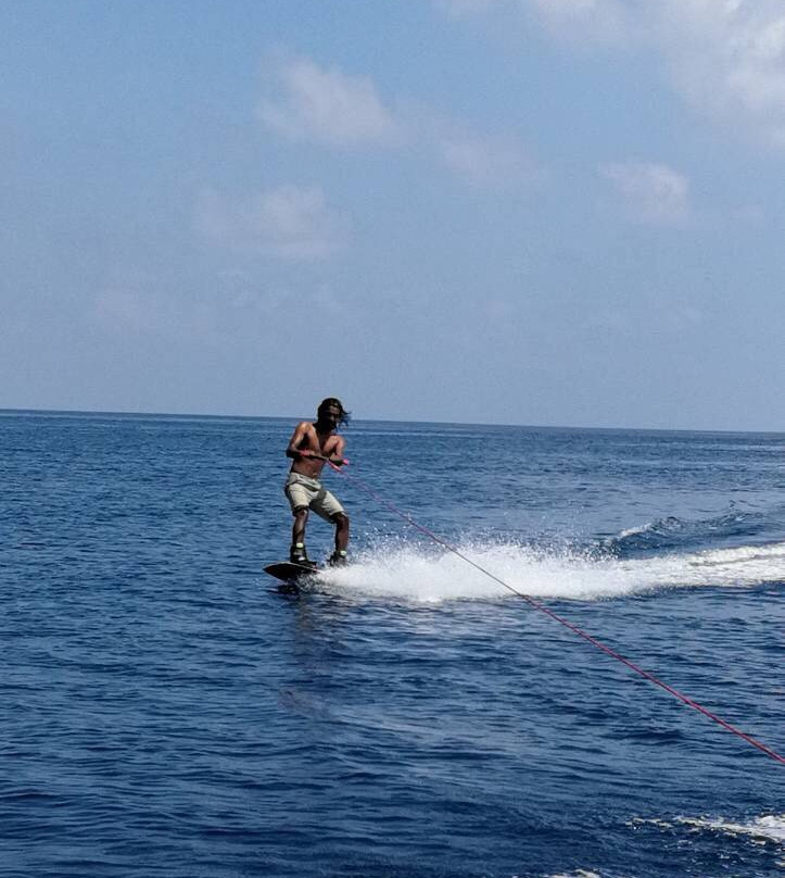 Fish Head Dives & Water Sports-Hangnaameedhoo Island必去景点