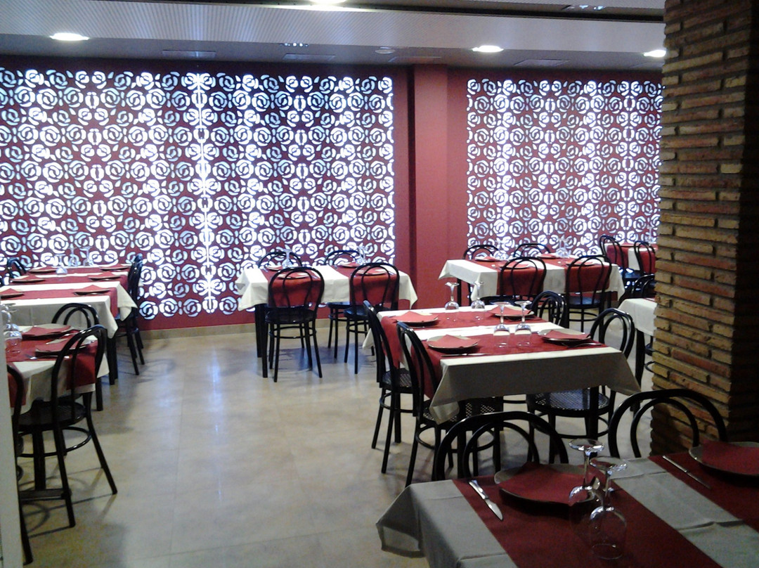 Torrelameu餐馆和美食-Cal Toni