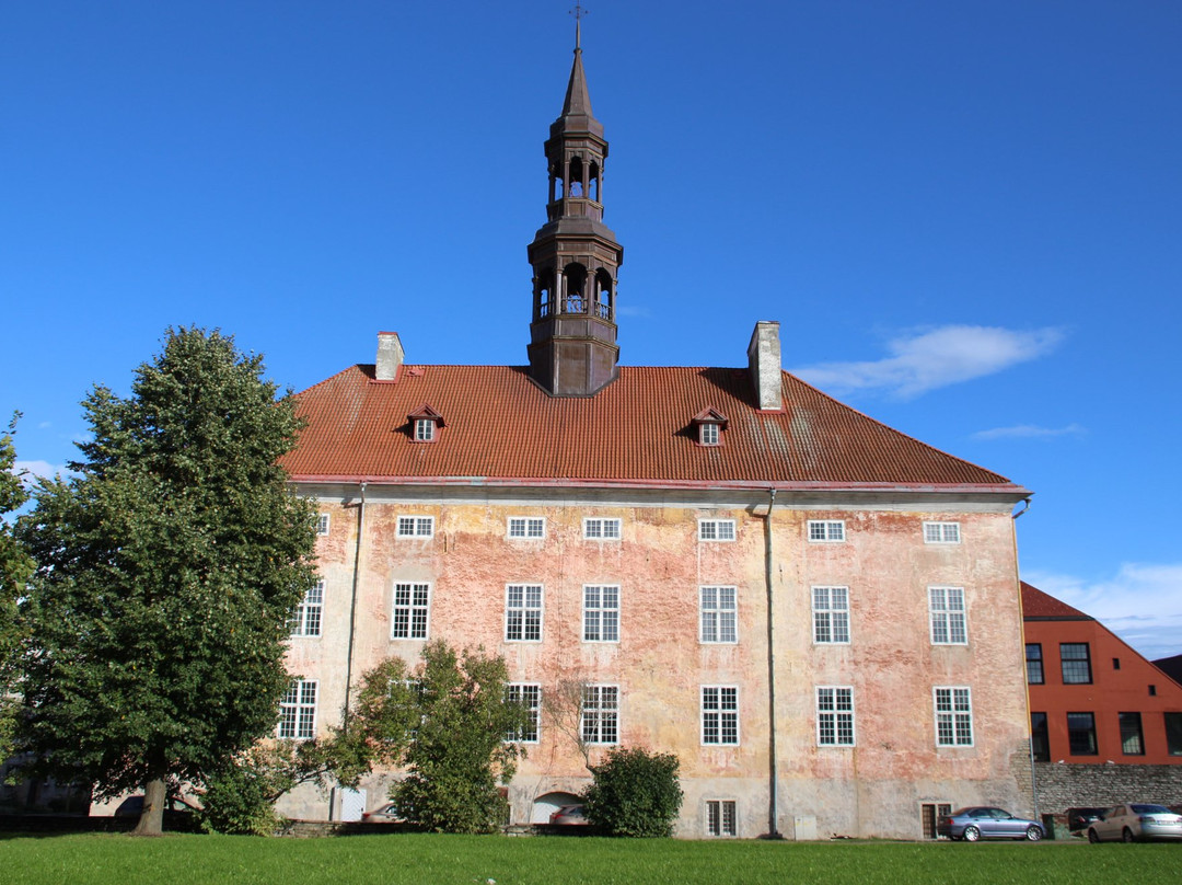 Narva Town Hall景点图片