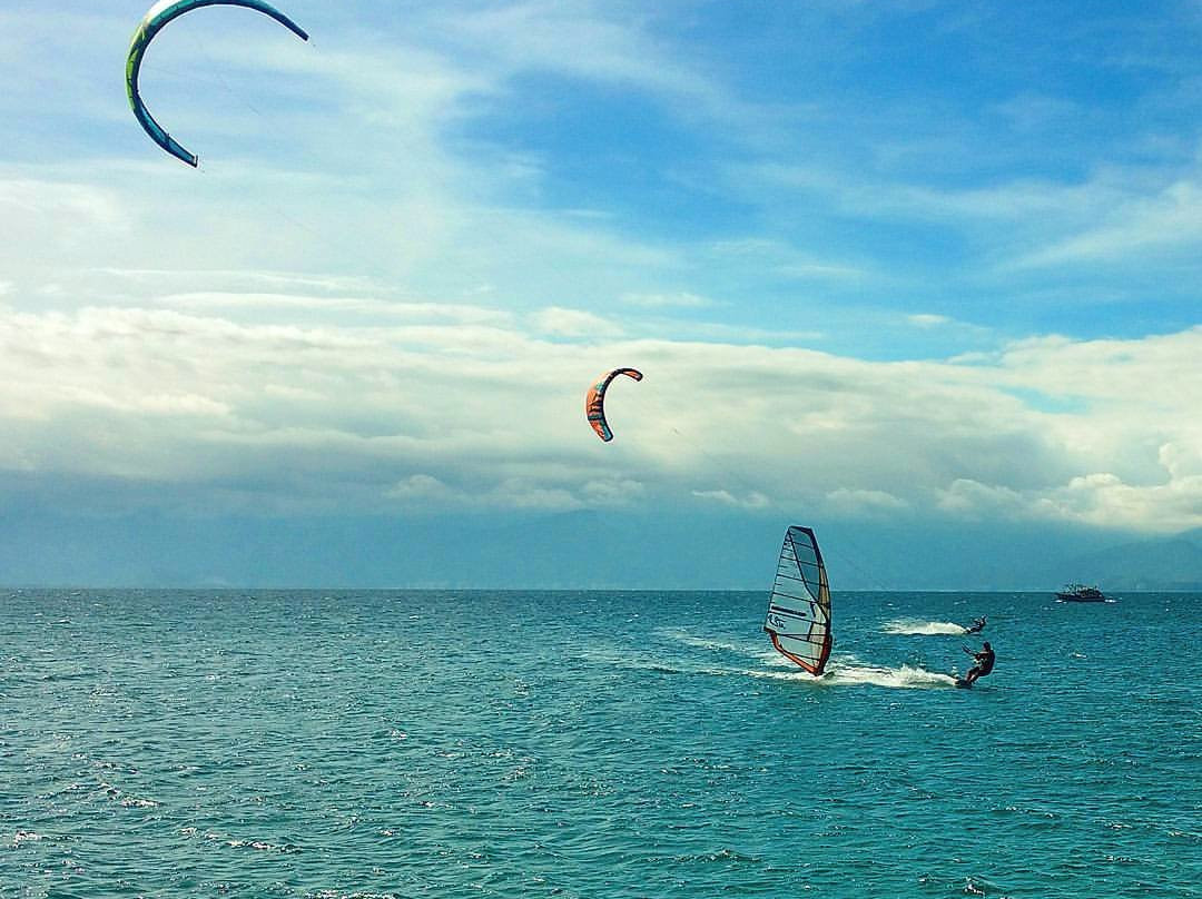 Kitesurf Ilhabela - Escola-伊利亚贝拉必去景点