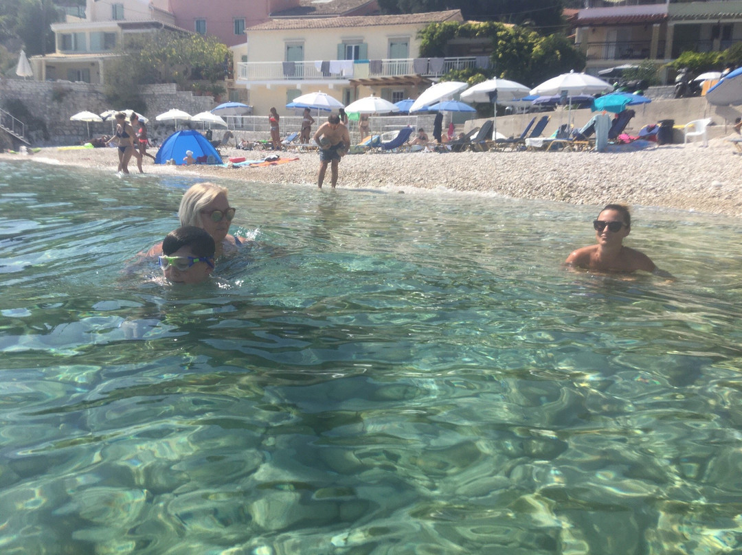 Kaminaki Beach-Nissaki必去景点