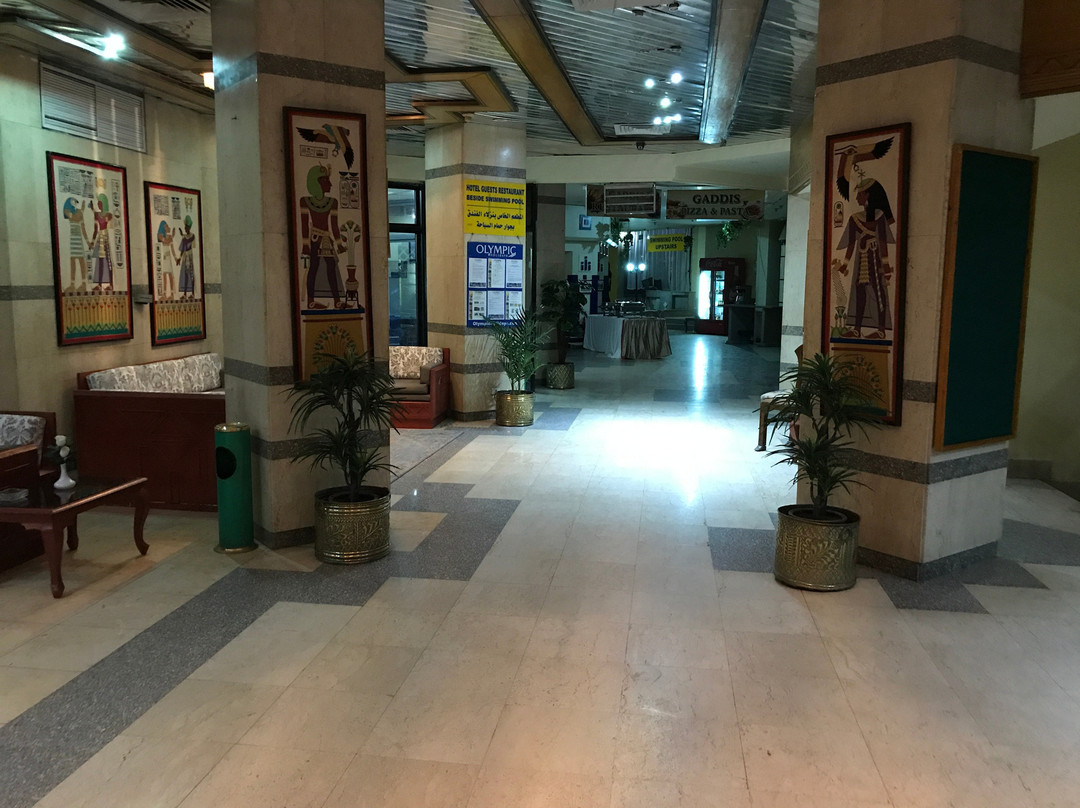 加迪斯套房与公寓酒店主图