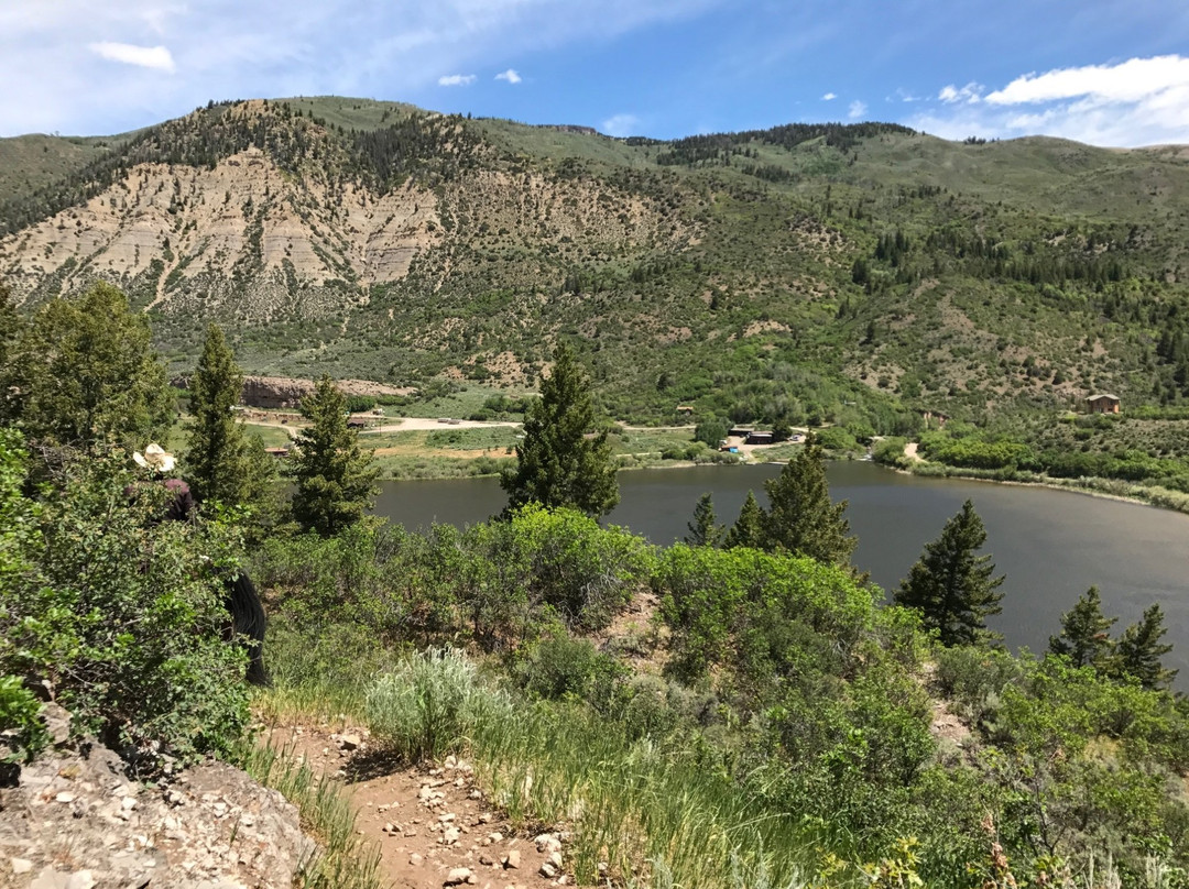 A. J. Brink Outfitters-Gypsum必去景点