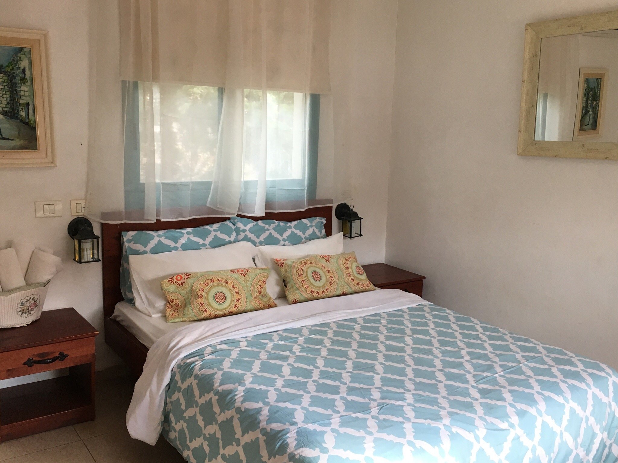 Metula Estate-官方