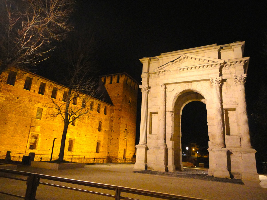 Arco dei Gavi景点图片