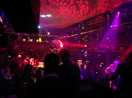 Carrusel Club-索非亚必去景点