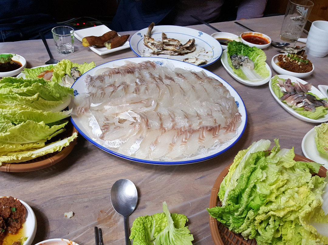 海南郡餐馆和美食-Pancake Ju Sashimi Restaurant