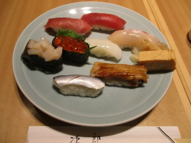すきやばし次郎日本橋店