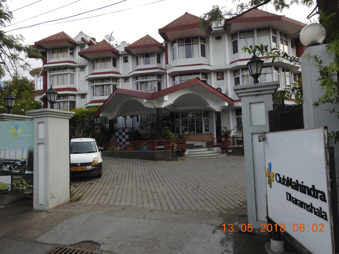 马欣德拉俱乐部 (达兰萨拉)主图