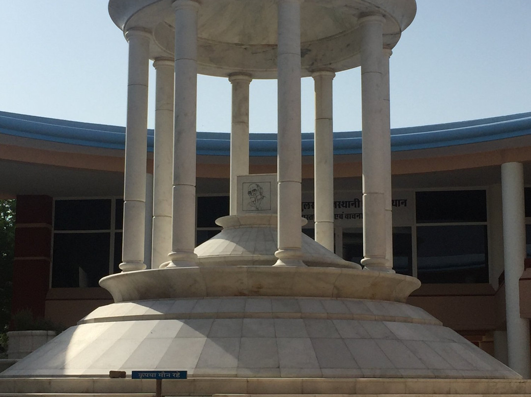 Acharya Tulsi Samadhi-碧卡内必去景点