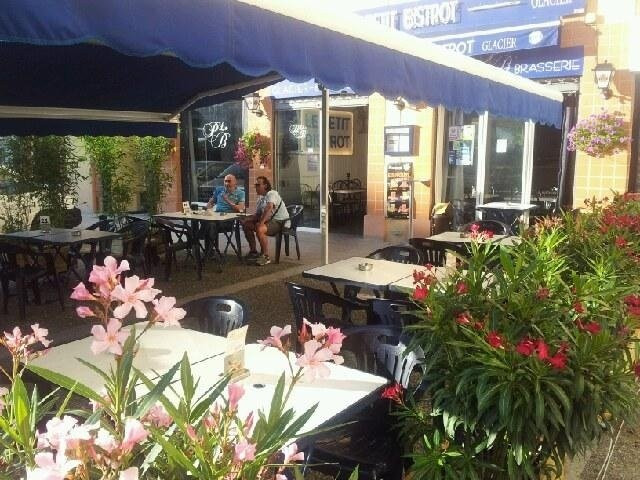 Le Petit Bistrot