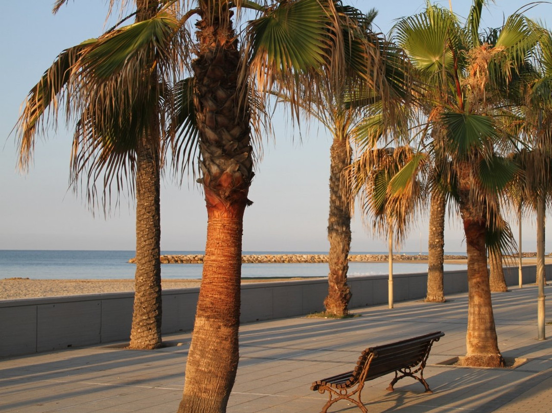 Platja del Ibersol-比利亚努埃瓦－赫尔特鲁必去景点