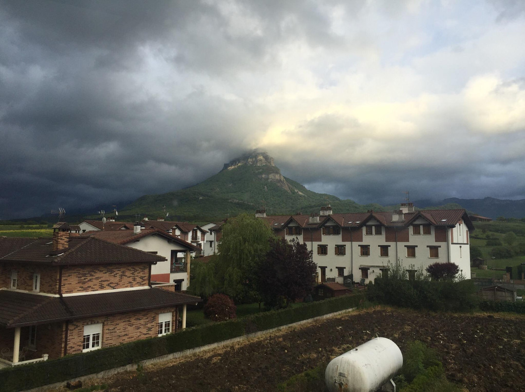 伊扎尔翁多旅馆主图