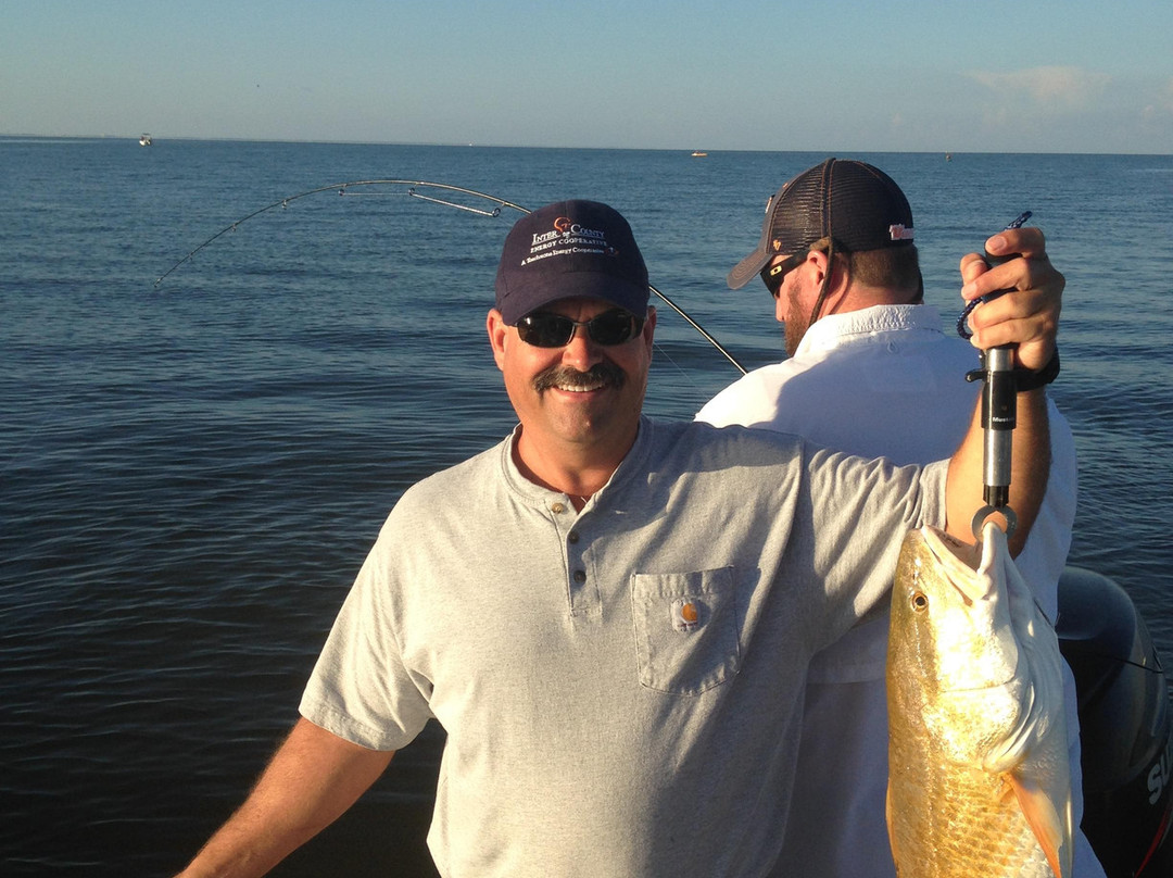 Southern Exposure Inshore Fishing Charters-费尔霍普必去景点