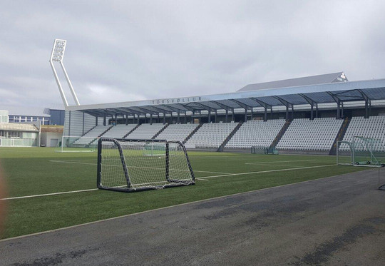 Tórsvøllur Stadium-托沙文必去景点