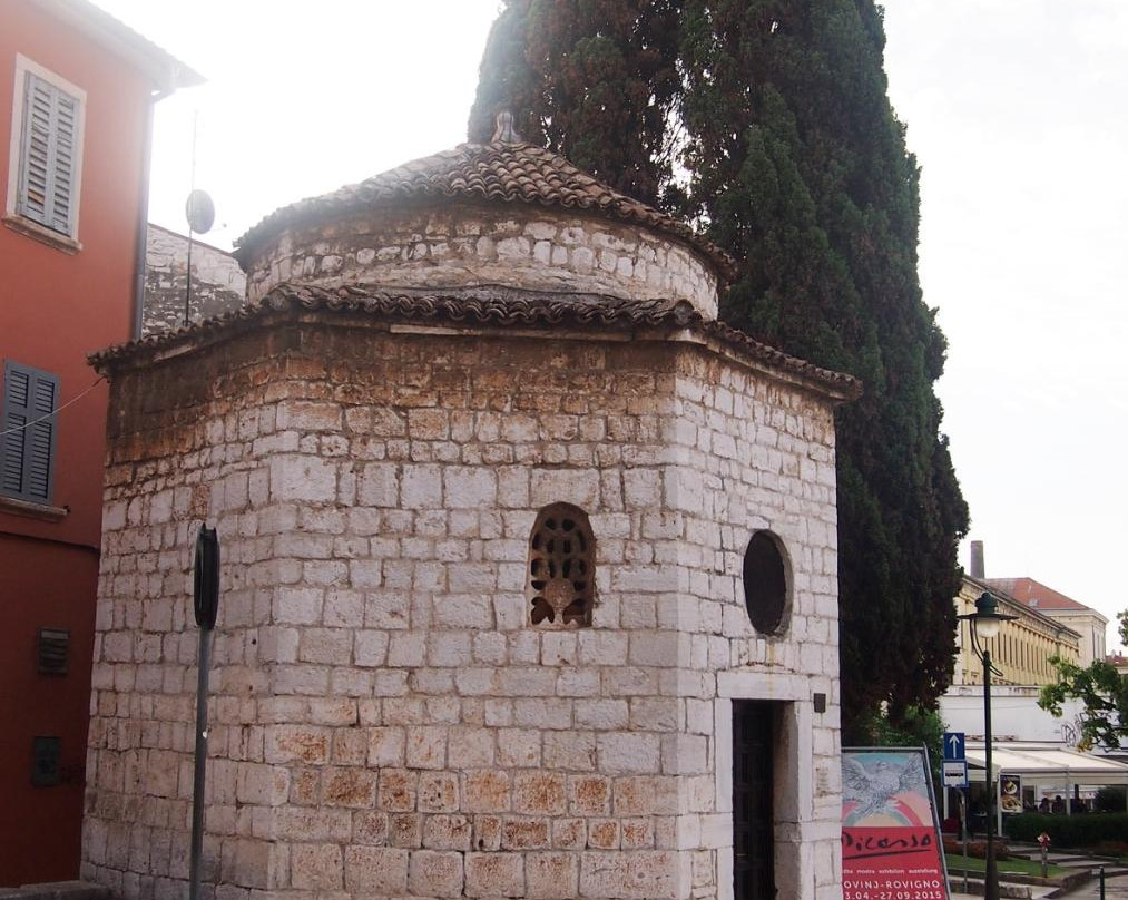 Igreja Romanica Da Santissima Trindade-罗维尼必去景点