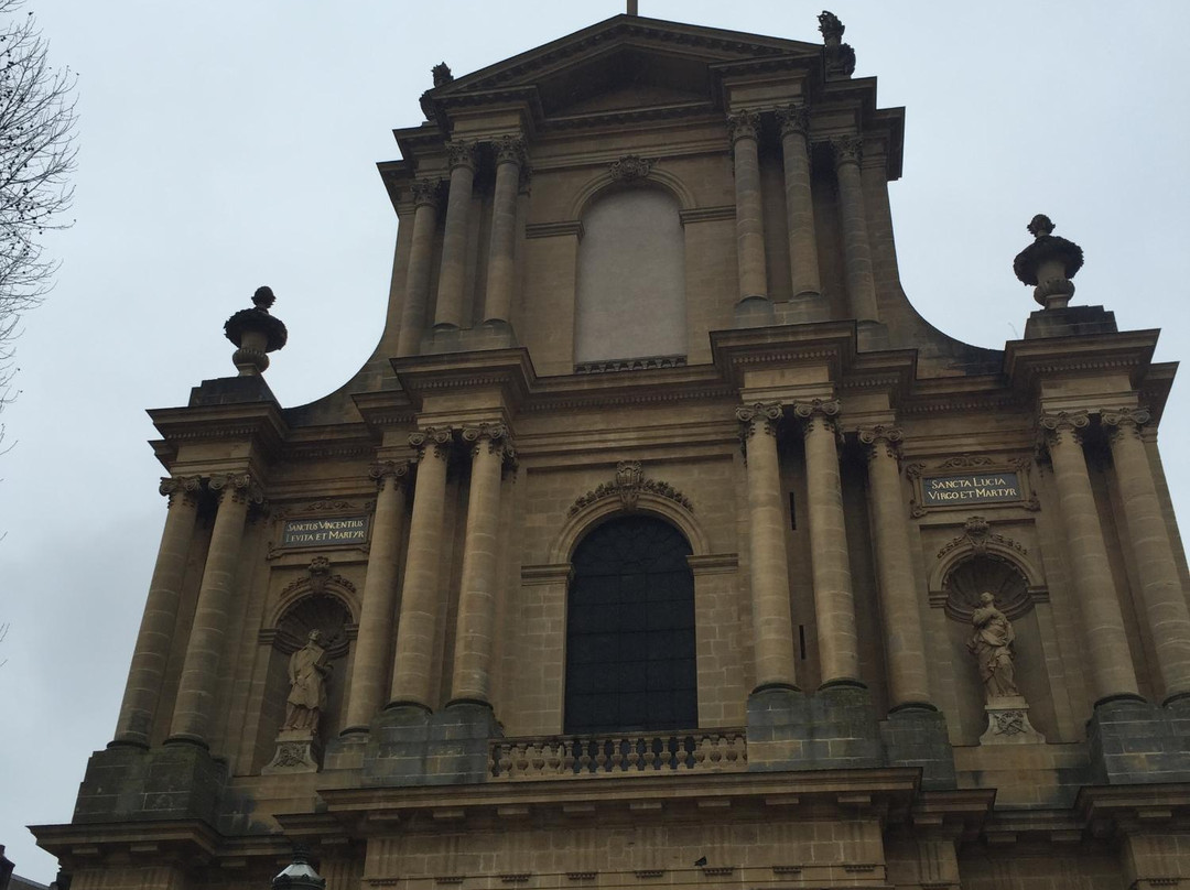 Basilique Saint-Vincent-梅斯必去景点